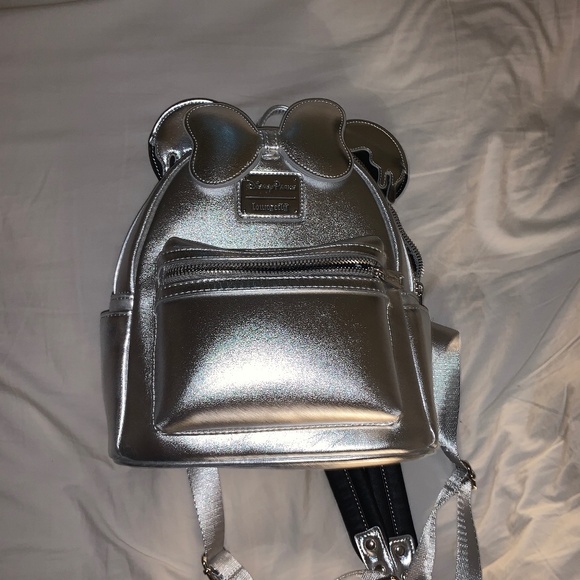 Disney 100th Anniversary Platinum Drip Minnie Mouse Loungefly Backpack - Picture 1 of 8